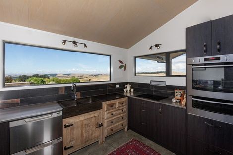 Photo of property in 1290 Taihape Road, Sherenden, Hastings, 4179