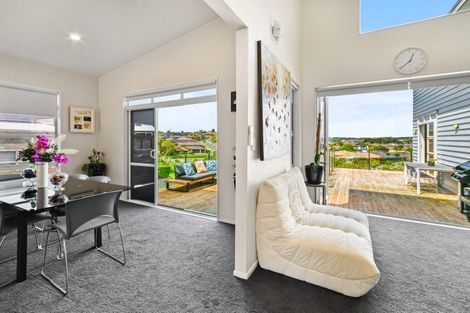 Photo of property in 29 Ina Ville Drive, Pukekohe, 2120