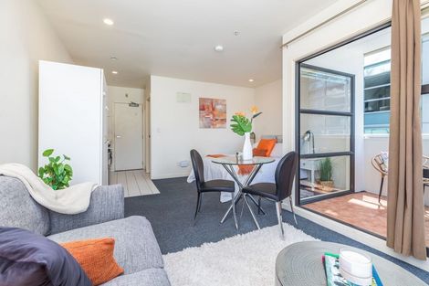 Photo of property in Oakwood Hall Apartments, 5d/81 Wakefield Street, Auckland Central, Auckland, 1010