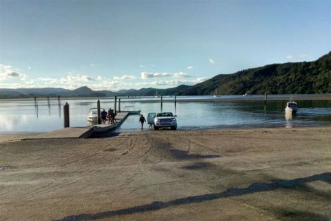 Photo of property in 403a Beach Road, Whangamata, 3620