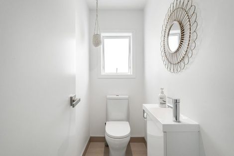 Photo of property in 93 Hastings Road, Mairangi Bay, Auckland, 0630