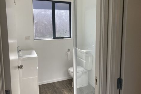 Photo of property in 30 Redwood Drive, Massey, Auckland, 0614