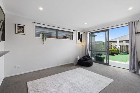 Photo of property in 9 O Ruamano Crescent, Pukekohe, 2120