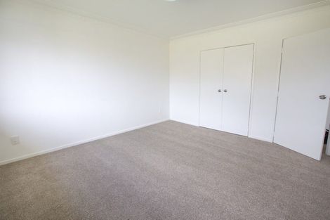 Photo of property in 9/1 Pine Street, New Lynn, Auckland, 0600