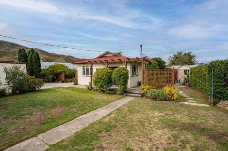 Photo of property in 18 Orient Street, Cromwell, 9310