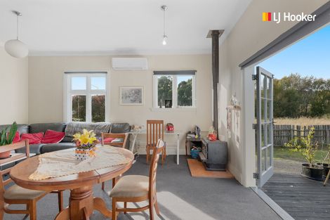 Photo of property in 282 Main South Road, Green Island, Dunedin, 9018