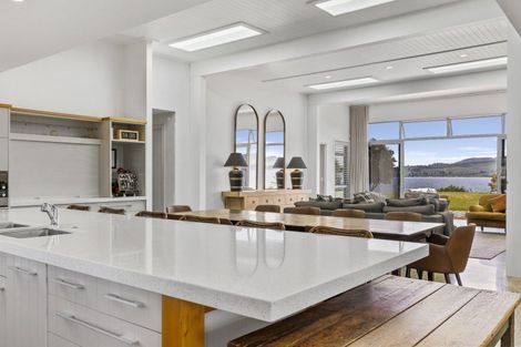Photo of property in 8 Kuiwai Drive, Rainbow Point, Taupo, 3330