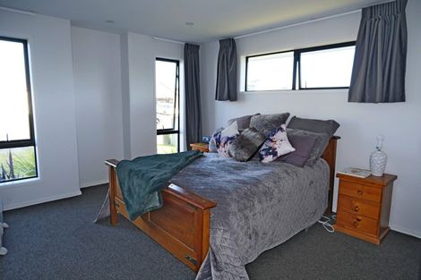 Photo of property in 39 Huka Heights Drive, Rangatira Park, Taupo, 3330