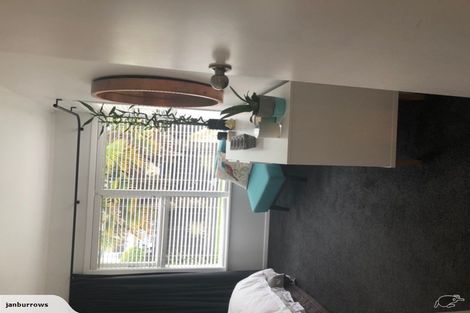 Photo of property in 1/53 Moore Street, Hillcrest, Auckland, 0627