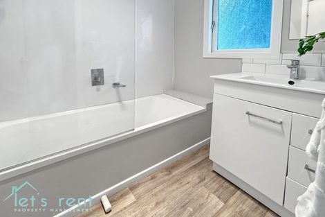 Photo of property in 86a Gloucester Road, Manurewa, Auckland, 2102