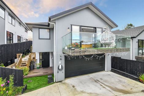 Photo of property in 14a Mantra Road, Massey, Auckland, 0614