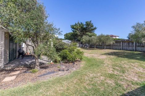 Photo of property in 30 Muapoko Street, Himatangi Beach, Foxton, 4891