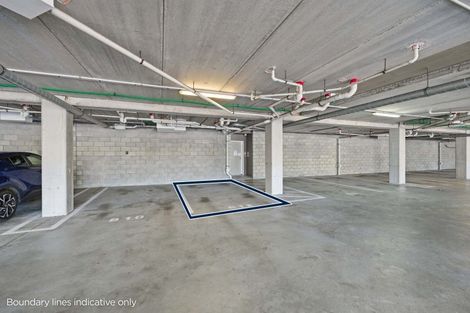 Photo of property in Bay Palms Apartments, 12/30b Bute Road, Browns Bay, Auckland, 0630