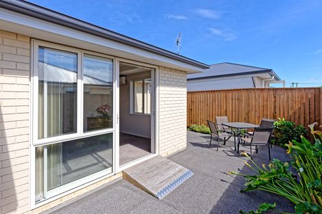 Photo of property in 2/14 Nicholls Road, Halswell, Christchurch, 8025