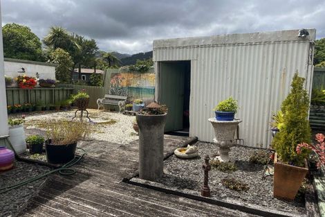 Photo of property in 32 Ranfurly Street, Runanga, 7803