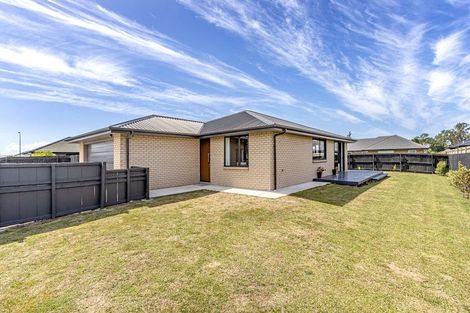 Photo of property in 84 Watkins Drive, Rangiora, 7400