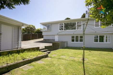 Photo of property in 10 Major Drive, Kelson, Lower Hutt, 5010