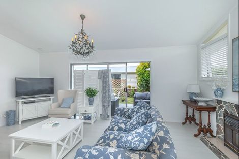 Photo of property in 40 Kennedy Drive, Levin, 5510