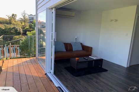 Photo of property in 111 Pupuke Road, Northcote, Auckland, 0627