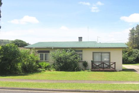 Photo of property in 15 Tawhana Street, Te Kuiti, 3910