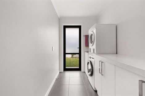 Photo of property in 24 Ethereal Crescent, Mount Pisa, Cromwell, 9383