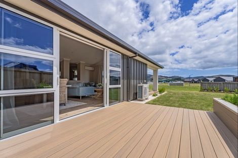 Photo of property in 5 Onerere Drive, Whitianga, 3510