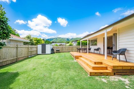 Photo of property in 21 Kohekohe Road, Waikanae, 5036