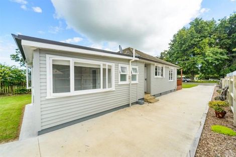 Photo of property in 9 Bull Street, Bulls, 4818