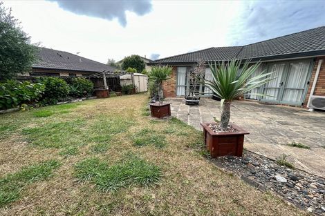 Photo of property in 9 Lake Panorama Drive, Henderson, Auckland, 0612