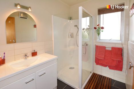 Photo of property in 26 Salmond Street, Halfway Bush, Dunedin, 9010