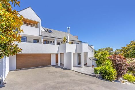 Photo of property in 25 Dyers Pass Road, Cashmere, Christchurch, 8022