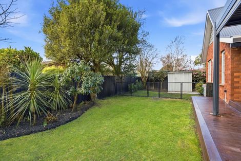 Photo of property in 7 Calbreath Place, Russley, Christchurch, 8042
