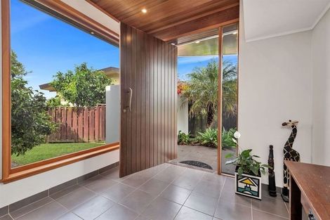 Photo of property in 20 Gulf Crest, Bucklands Beach, Auckland, 2012