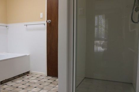 Photo of property in 9 Brightwater Terrace, Terrace End, Palmerston North, 4410