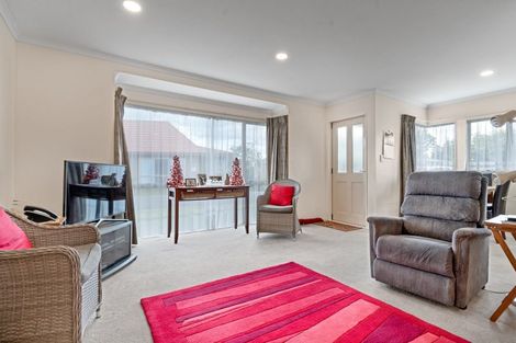 Photo of property in Holdsworth Villas, 2/47 William Donald Drive, Solway, Masterton, 5810