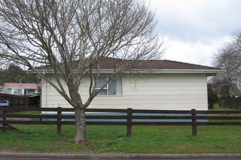 Photo of property in 1 Game Place, Red Hill, Papakura, 2110
