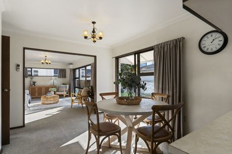 Photo of property in 2/36 Third Avenue, Tauranga, 3110