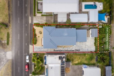 Photo of property in 18 The Esplanade, Westshore, Napier, 4110