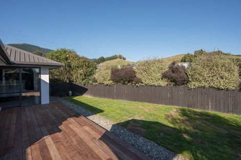 Photo of property in 46 Ngawhatu Road, Stoke, Nelson, 7011