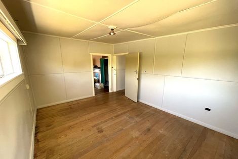 Photo of property in 11 Halsey Street, Clinton, 9534