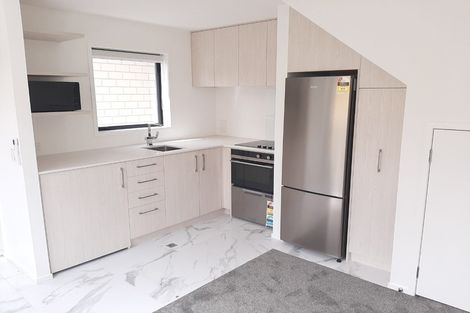 Photo of property in 9/59 Neil Avenue, Te Atatu Peninsula, Auckland, 0610