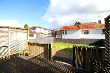 Photo of property in 2 Nash Road, Mount Roskill, Auckland, 1041