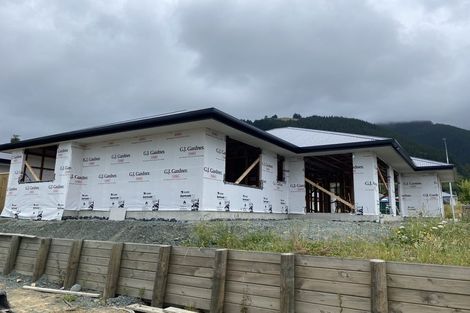 Photo of property in 1 Canary Place, Stoke, Nelson, 7011