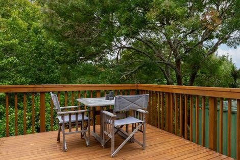 Photo of property in 40 Gledstane Road, Stanmore Bay, Whangaparaoa, 0932