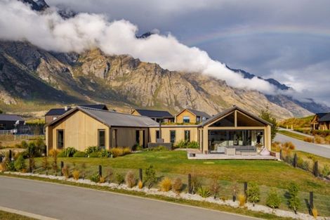 Photo of property in 10 Double Cone Road, Jacks Point, Queenstown, 9371
