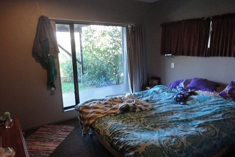 Photo of property in 15a Cameron Place, Fernhill, Queenstown, 9300