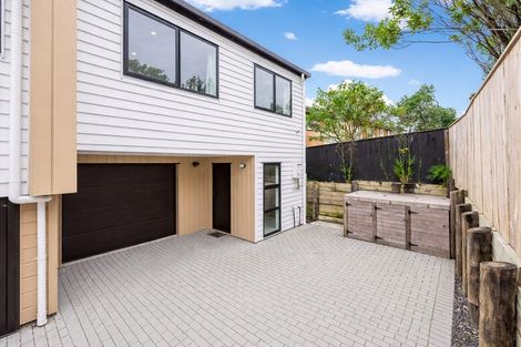 Photo of property in 7/66 Bruce Road, Glenfield, Auckland, 0629