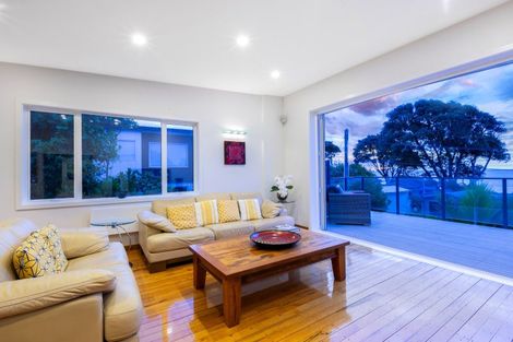 Photo of property in 13 Karekare Road, Raumati South, Paraparaumu, 5032