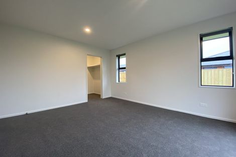 Photo of property in 37 Cousins Street, Woodend, 7691