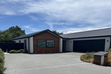 Photo of property in 17 Prospect Place, Halswell, Christchurch, 8025